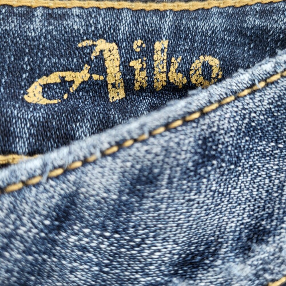 Silver Jeans Aiko Mid Rise Slim Bootcut Jeans Women's - Size 28W x 33L - Picture 8 of 13